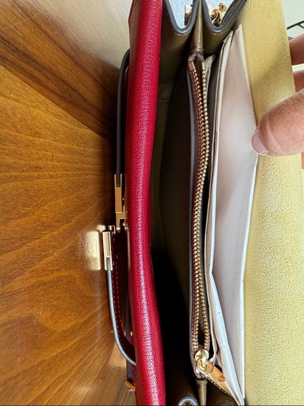 Tory Burch Red Leather Crossbody with Gold Hardware - Picture 16 of 16